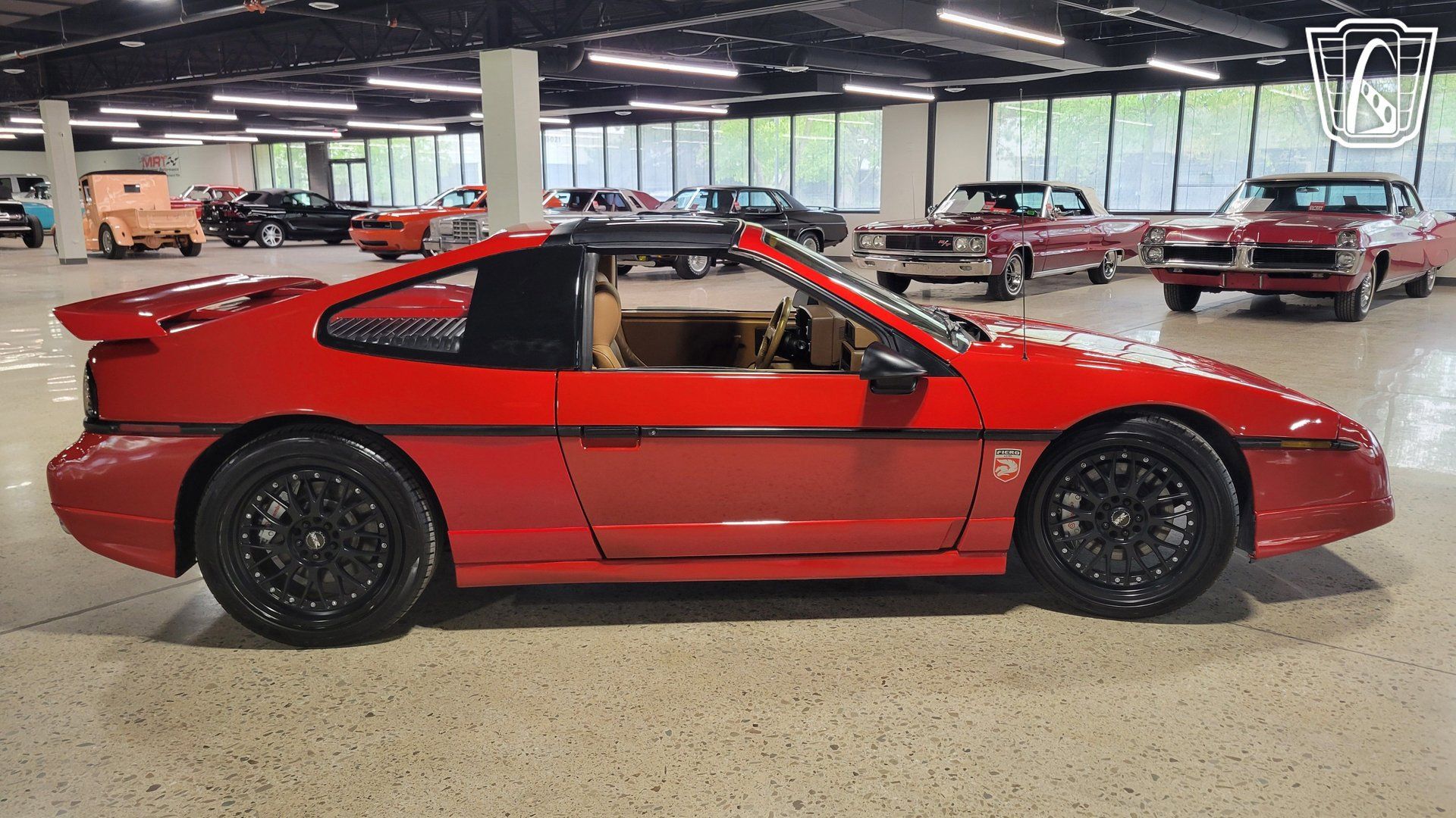 Used 1988 Pontiac Fiero GT RWD image 22