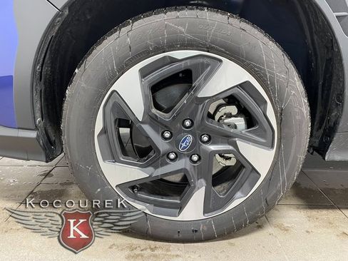 Certified 2025 Subaru Crosstrek 2.5i Limited w/ Popular Package #3A image 7