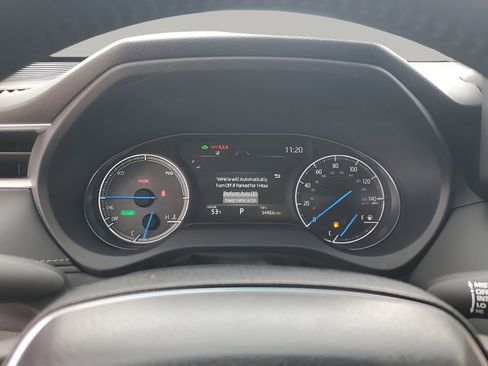 Used 2024 Toyota Venza LE image 37