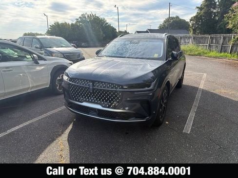 Used 2024 Lincoln Nautilus Reserve w/ Equipment Group 203A AWD/4WD image 1