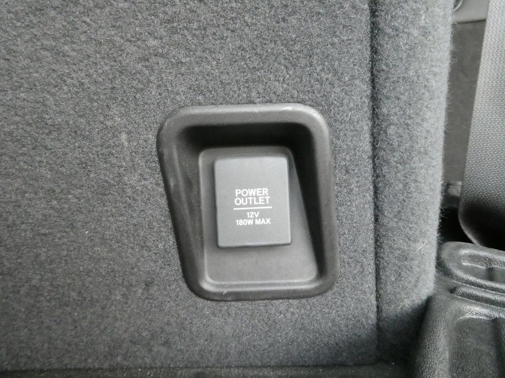 Used 2020 Acura MDX w/ Technology Package AWD/4WD image 19