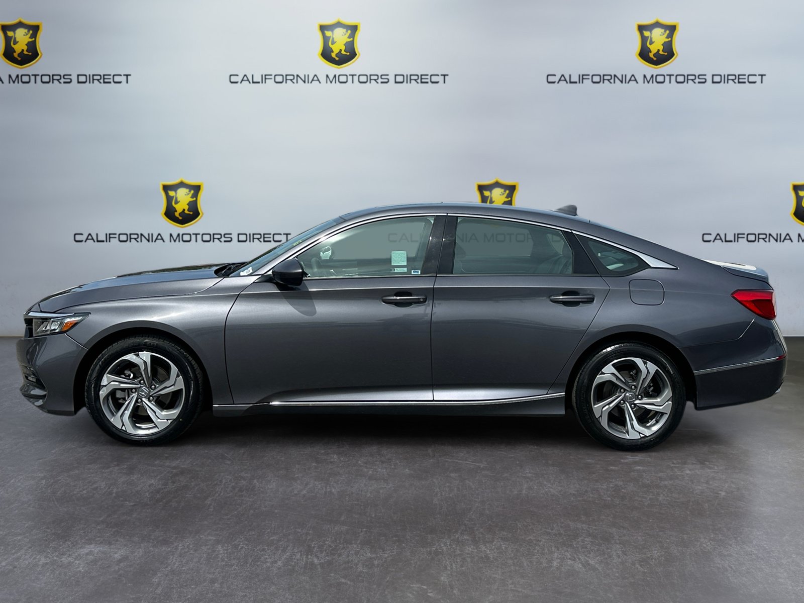 Used 2019 Honda Accord EX image 2