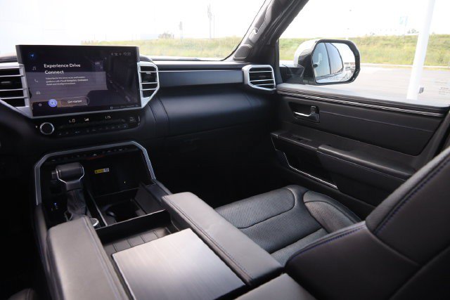 Used 2023 Toyota Tundra Platinum w/ Advanced Package AWD/4WD image 27