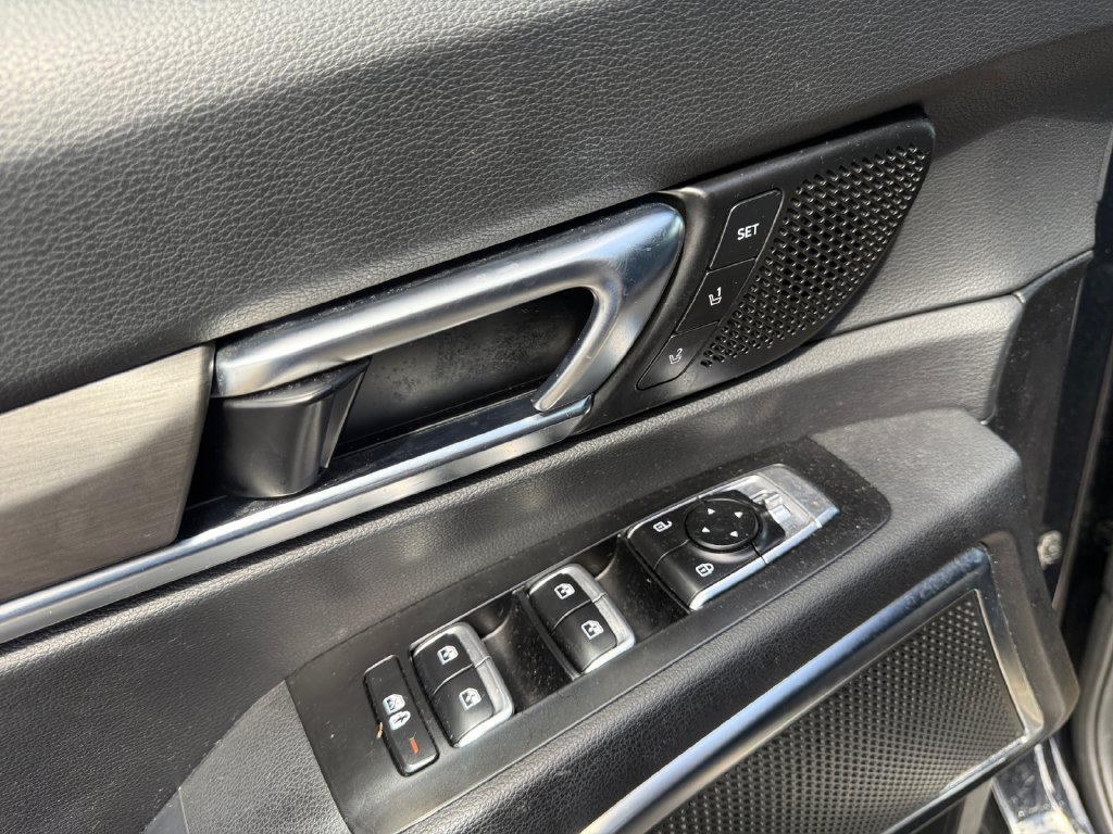Used 2023 Kia Telluride SX X-Line AWD/4WD image 19