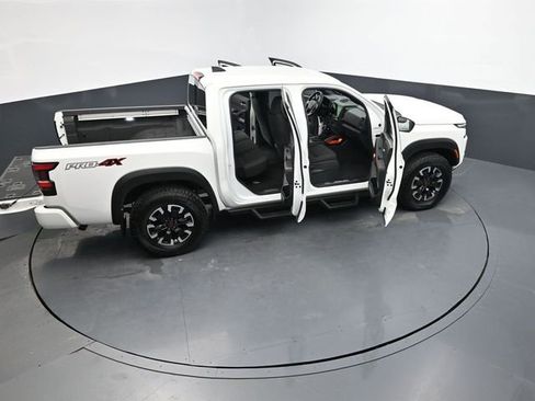 Used 2023 Nissan Frontier PRO-4X w/ Pro Convenience Package image 41