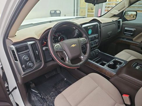 Used 2017 Chevrolet Silverado 1500 LT w/ All Star Edition AWD/4WD image 10