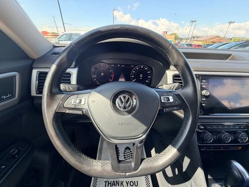 Used 2018 Volkswagen Atlas SEL Premium AWD/4WD image 12