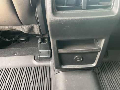 Used 2022 Ford Edge SEL image 24