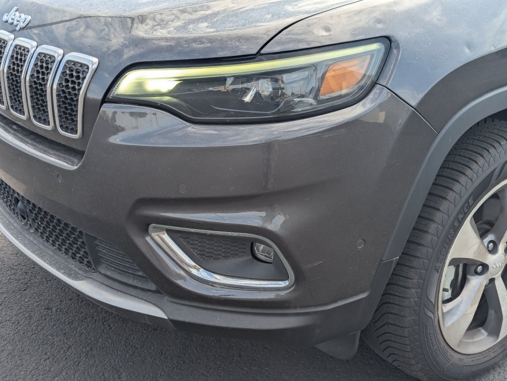 Used 2021 Jeep Cherokee Limited AWD/4WD image 11