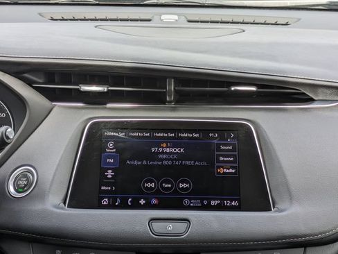 Used 2023 Cadillac XT4 Premium Luxury w/ Enhanced Visibility Package FWD image 21