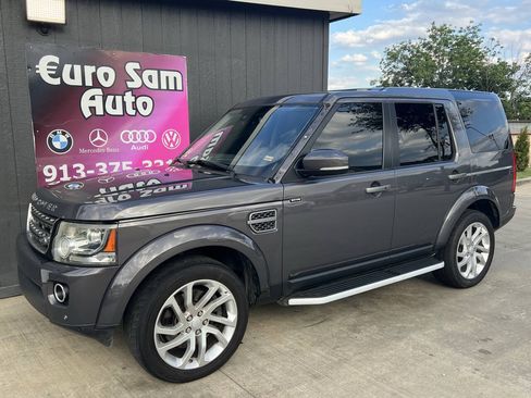Used 2016 Land Rover LR4 HSE Silver Edition AWD/4WD image 3