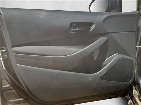 Used 2023 Toyota Corolla LE FWD image 8