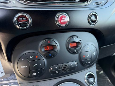 Used 2018 FIAT 500 e FWD image 24
