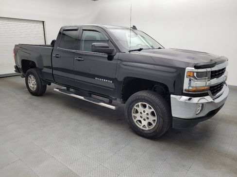 Used 2018 Chevrolet Silverado 1500 LT w/ All Star Edition image 11