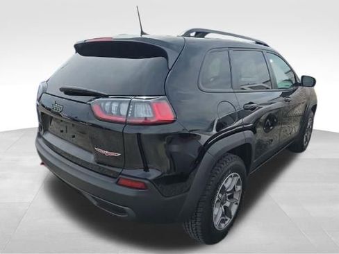 Used 2022 Jeep Cherokee Trailhawk w/ Premium Leather Package image 4
