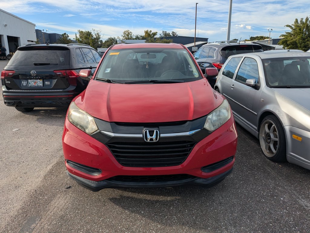 Used 2018 Honda HR-V LX image 2