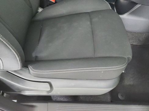Used 2024 Nissan Rogue S AWD/4WD image 27