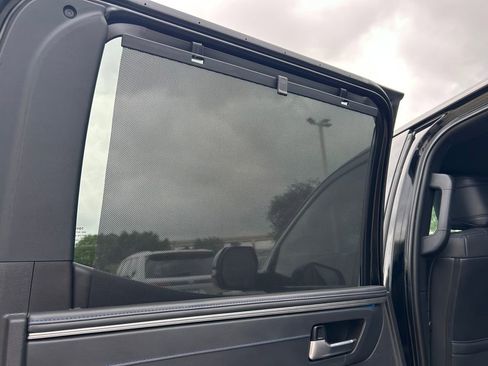 Used 2023 Toyota Tundra Platinum RWD image 17