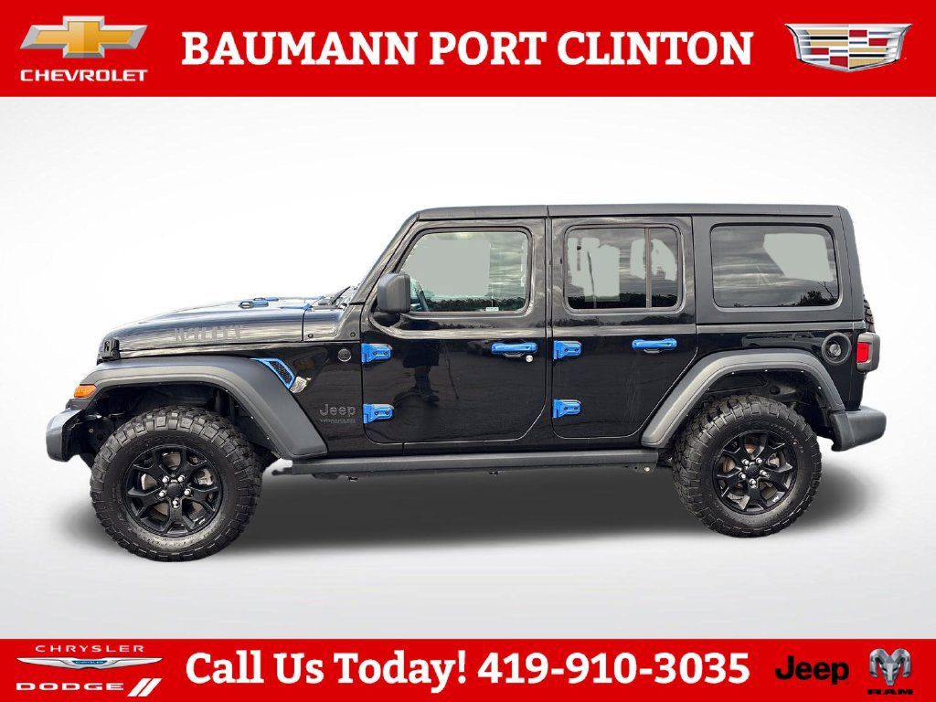 Used 2021 Jeep Wrangler Unlimited Sport AWD/4WD image 2