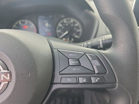 Used 2025 Nissan Altima 2.5 S FWD image 15