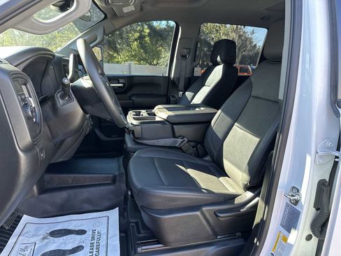 Certified 2025 Chevrolet Silverado 2500 W/T w/ WT Convenience Package image 2