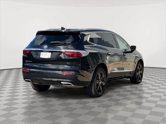 Used 2024 Buick Enclave Essence w/ Experience Buick Package AWD/4WD image 7