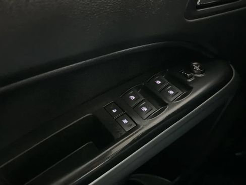 Used 2018 Chevrolet Colorado LT w/ LT Convenience Package AWD/4WD image 15