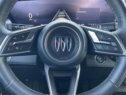 Used 2025 Buick Enclave Preferred image 26