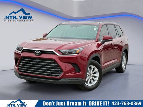 Used 2025 Toyota Grand Highlander FWD image 1