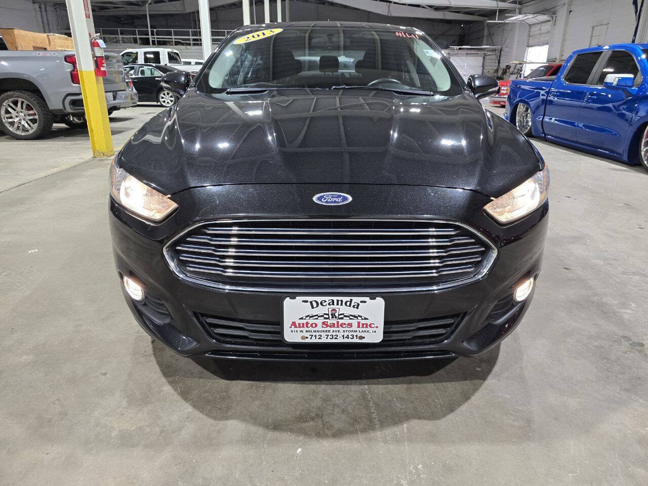Used 2013 Ford Fusion SE FWD image 18