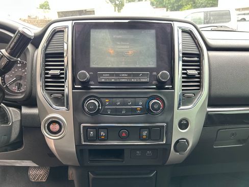 Used 2020 Nissan Titan SV w/ Accessory Utility Package RWD image 17