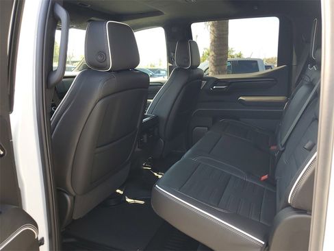 New 2026 GMC Sierra 1500 AT4X image 9