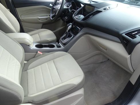 Used 2013 Ford Escape SE image 21