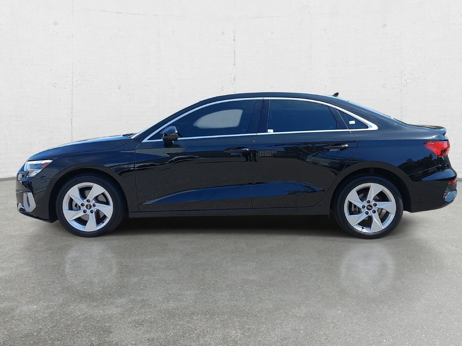 Used 2023 Audi A3 2.0T Premium w/ Convenience Package AWD/4WD image 8