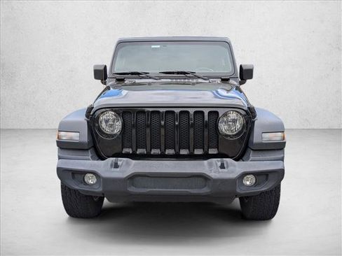 Used 2018 Jeep Wrangler Unlimited Sport S image 2