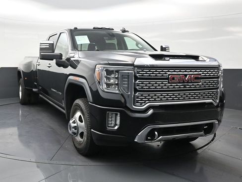 Used 2021 GMC Sierra 3500 Denali w/ Denali Ultimate Package AWD/4WD image 7