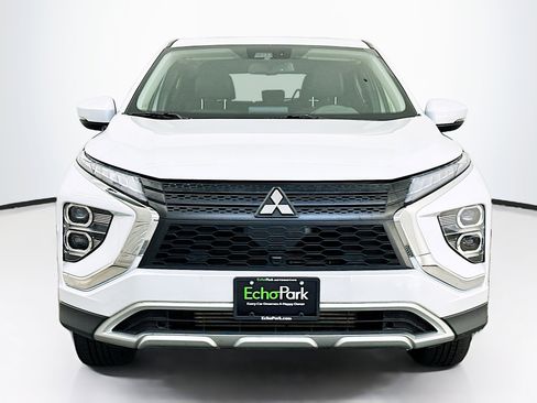 Used 2025 Mitsubishi Eclipse Cross SE AWD/4WD image 2