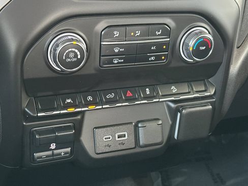 Certified 2024 Chevrolet Silverado 1500 Custom Trail Boss w/ LPO, Dark Essentials Package AWD/4WD image 26