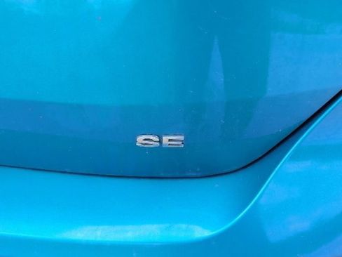 Used 2015 Ford Focus SE w/ Equipment Group 201A FWD image 12