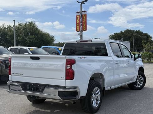 Used 2023 Chevrolet Silverado 1500 LT AWD/4WD image 3