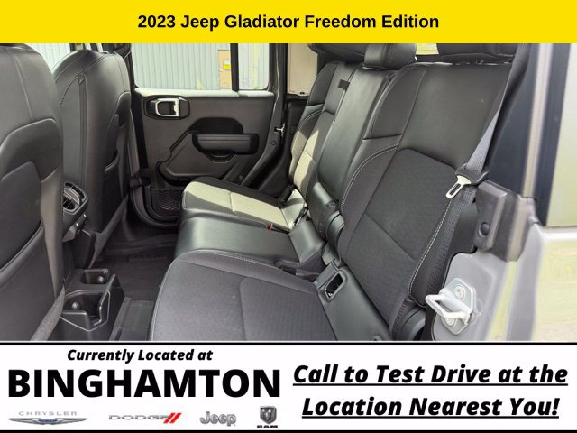 Used 2023 Jeep Gladiator Sport AWD/4WD image 13