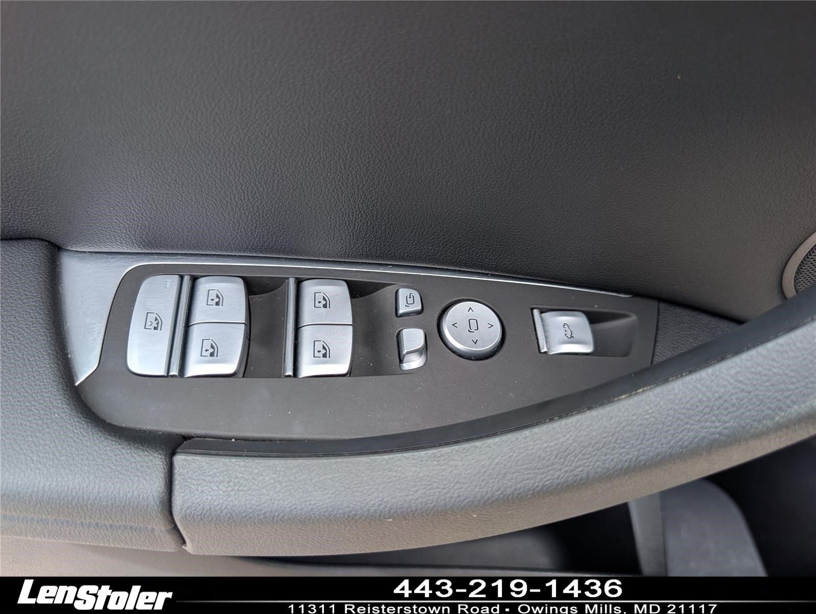Used 2024 BMW X4 xDrive30i w/ Parking Assistance Package AWD/4WD image 20