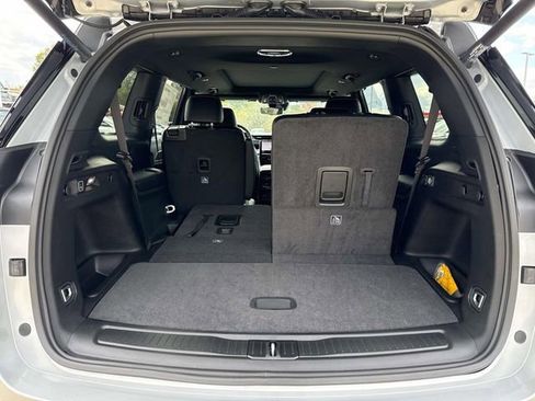 New 2025 Jeep Grand Cherokee L Limited w/ Luxury Tech Group II RWD image 7
