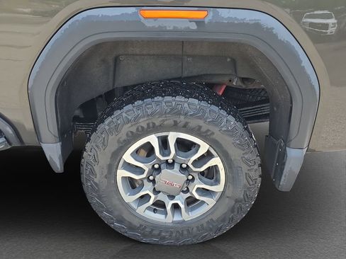 Used 2022 GMC Sierra 2500 AT4 AWD/4WD image 5