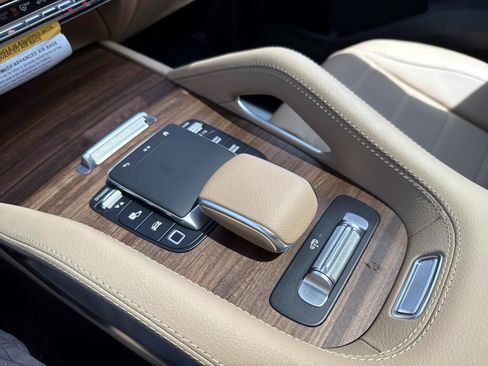New 2026 Mercedes-Benz GLS 580 4MATIC image 29