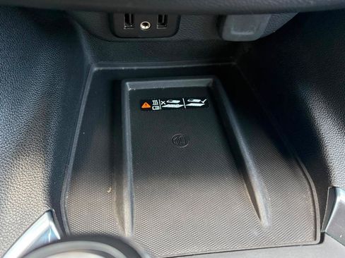 Used 2018 Chevrolet Traverse Premier w/ LPO, Floor Liner Package FWD image 26