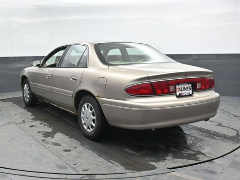 Used 2000 Buick Century Custom w/ Premium Opt Pkg image 10