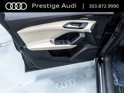 Used 2025 Audi Q5 Prestige image 22