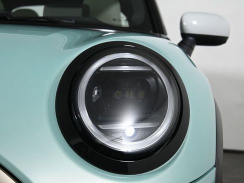 Certified 2025 MINI Cooper S image 10