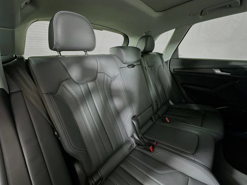 Used 2025 Audi Q5 2.0T Premium image 26